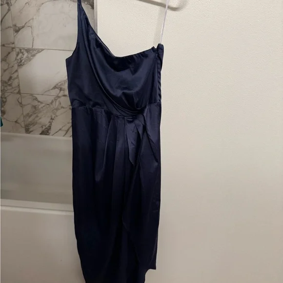 NWOT Lulu's One Shoulder Navy Dress - Picture 4 of 12